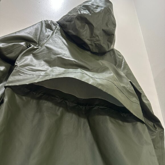 Lululemon Into The Drizzle Rain Coat - Picture 6 of 7
